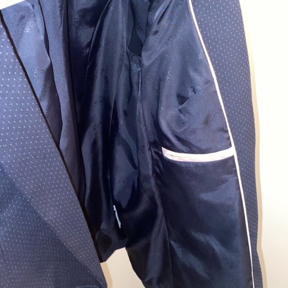 Willow &Thread - Picture 4 of 6